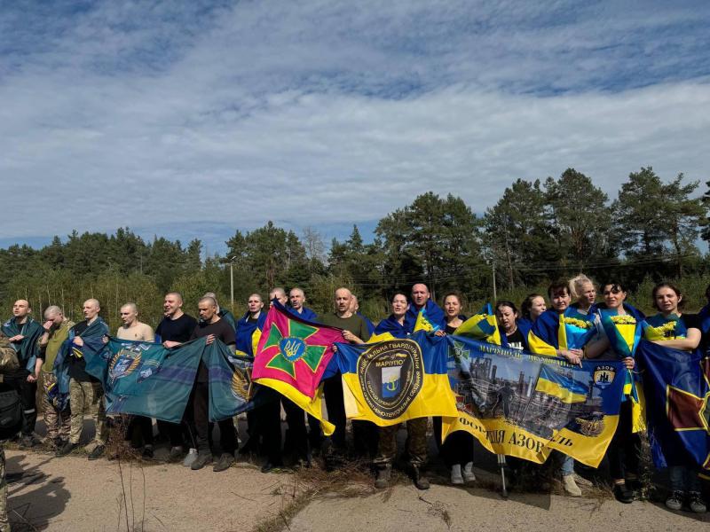 Служба безпеки України презентувала унікальний ролик, що зображає повернення українців з полону.