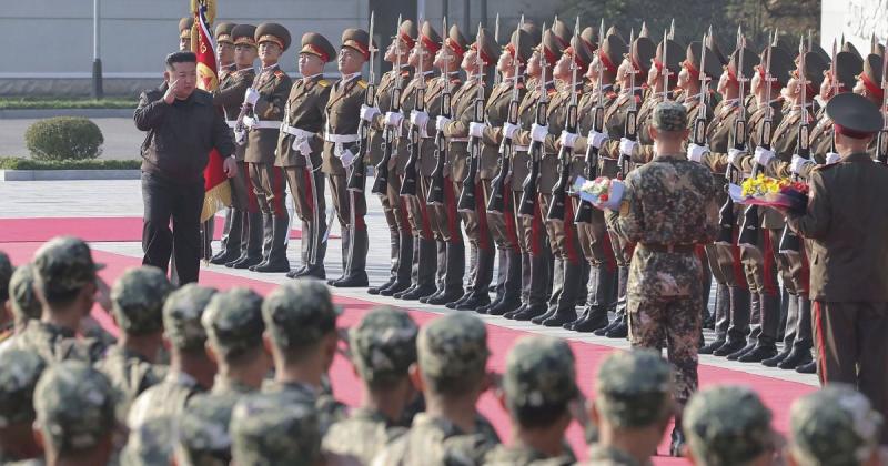 Північна Корея може направити до Росії 100 тисяч військовослужбовців, повідомляє Bloomberg.